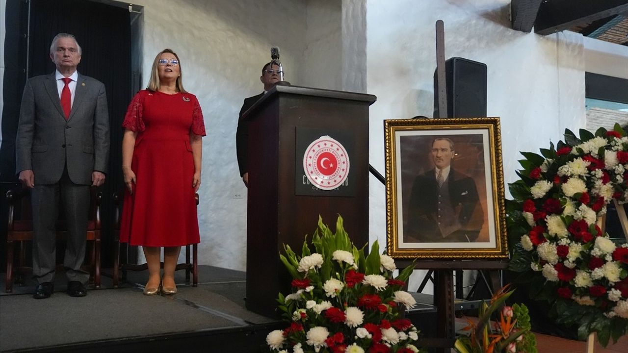 Kosta Rika'da Türkiye Cumhuriyeti'nin 102. Yılı Coşkuyla Kutlandı