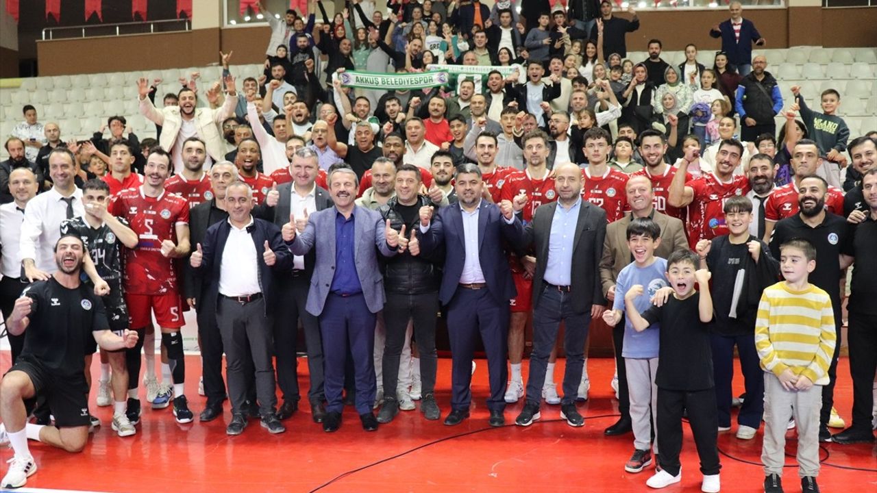 Kuşgöz İzmir Vinç Akkuş Belediyespor, Cizre Belediyespor'u Yenerek 2. Haftayı Lider Tamamladı