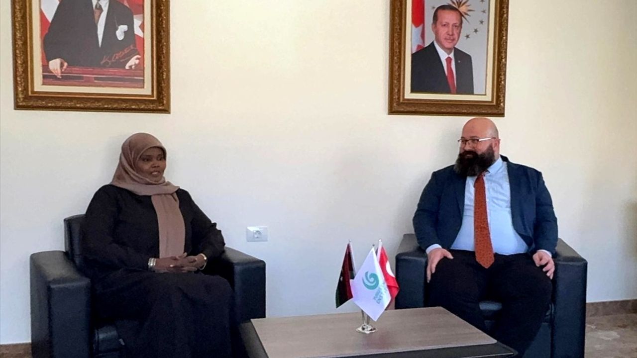 Libya Kültür Bakanı, Trablus'taki Yunus Emre Enstitüsünü Ziyaret Etti