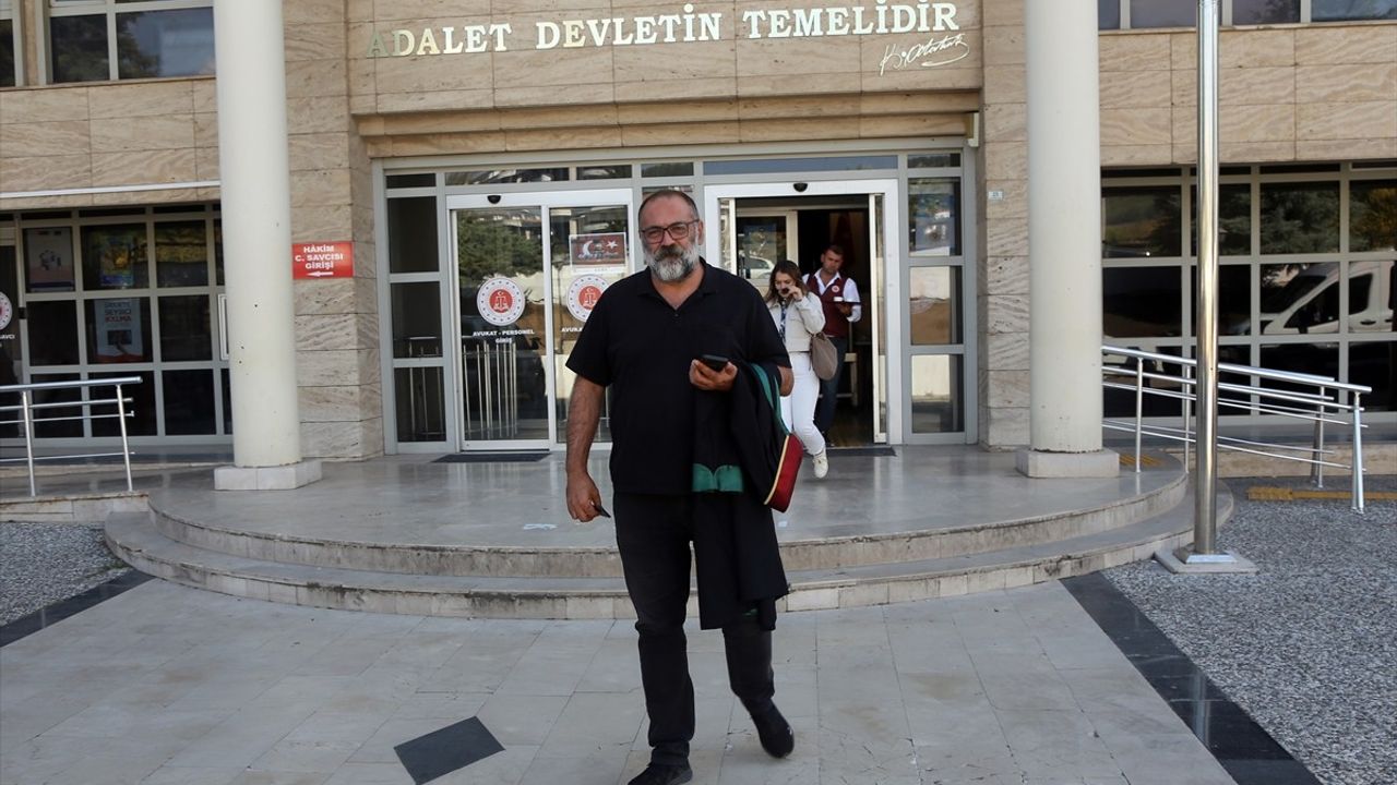 Marmaris Belediye Başkanı Acar Ünlü'nün Yargılanmasına Devam Edildi
