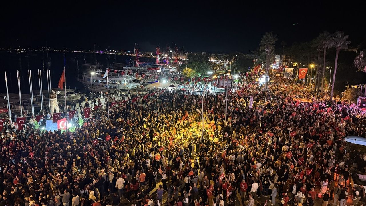 Marmaris'te Cumhuriyet Bayramı Coşkusu