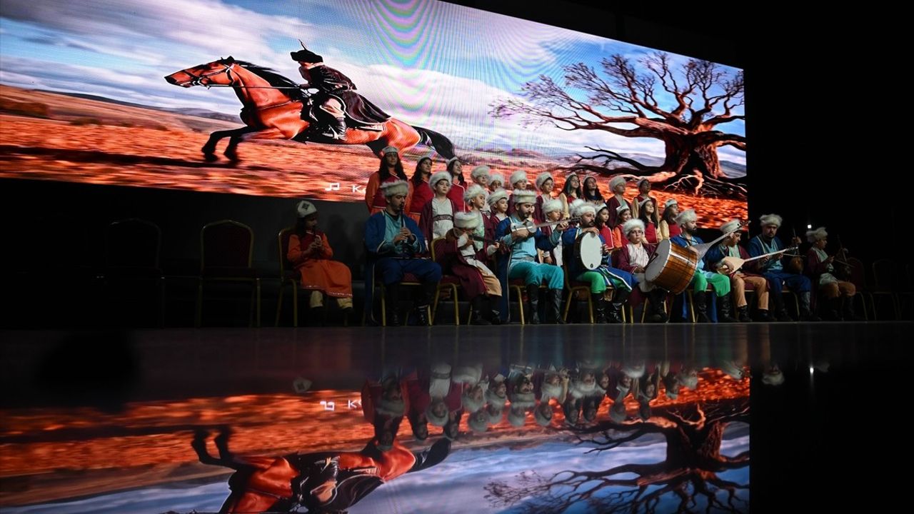 MEB'in Ödüllü Yarışması, Cumhuriyet Bayramı Kutlamaları Kapsamında Gerçekleşti