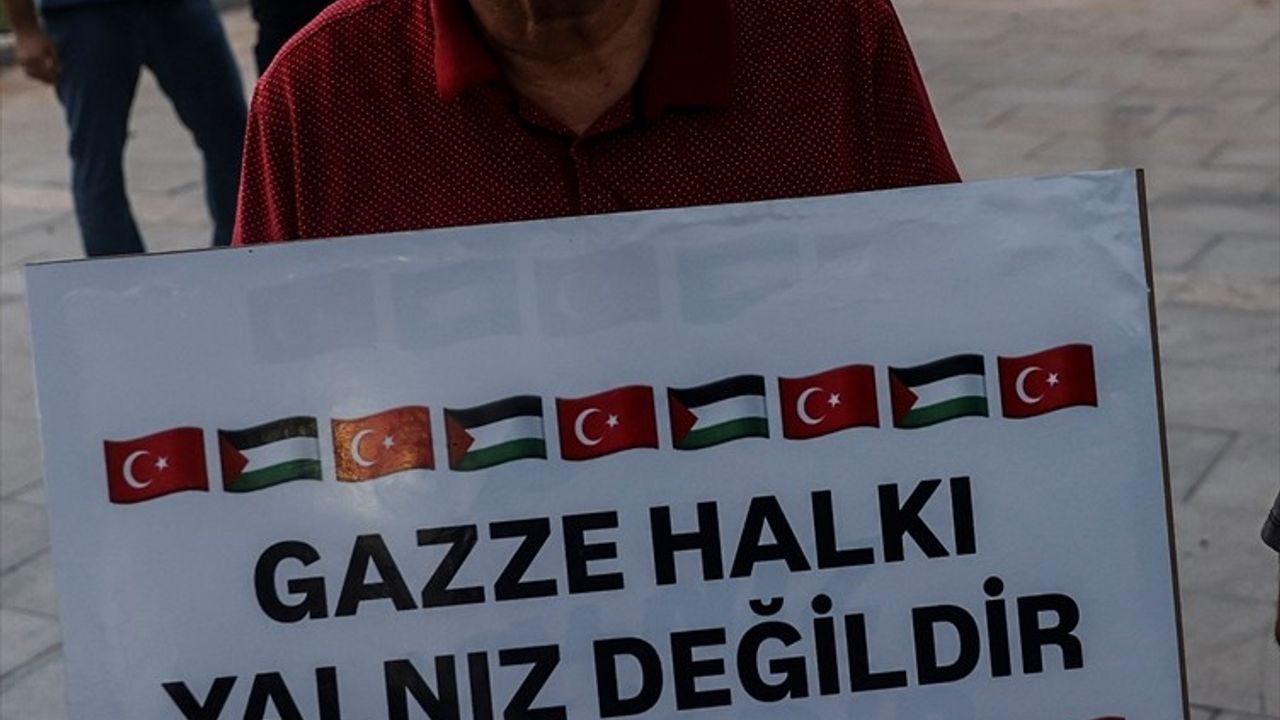 Mersin'de Gazze İçin Destek Etkinliği