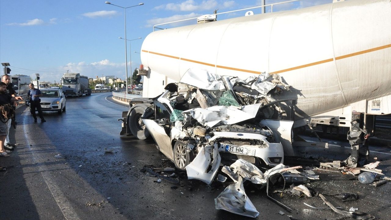 Mersin'de Zincirleme Trafik Kazası: 1 Yaralı