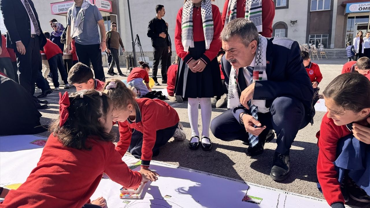 Milli Eğitim Bakanı Tekin'den Filistin Farkındalık Etkinlikleri Açıklaması