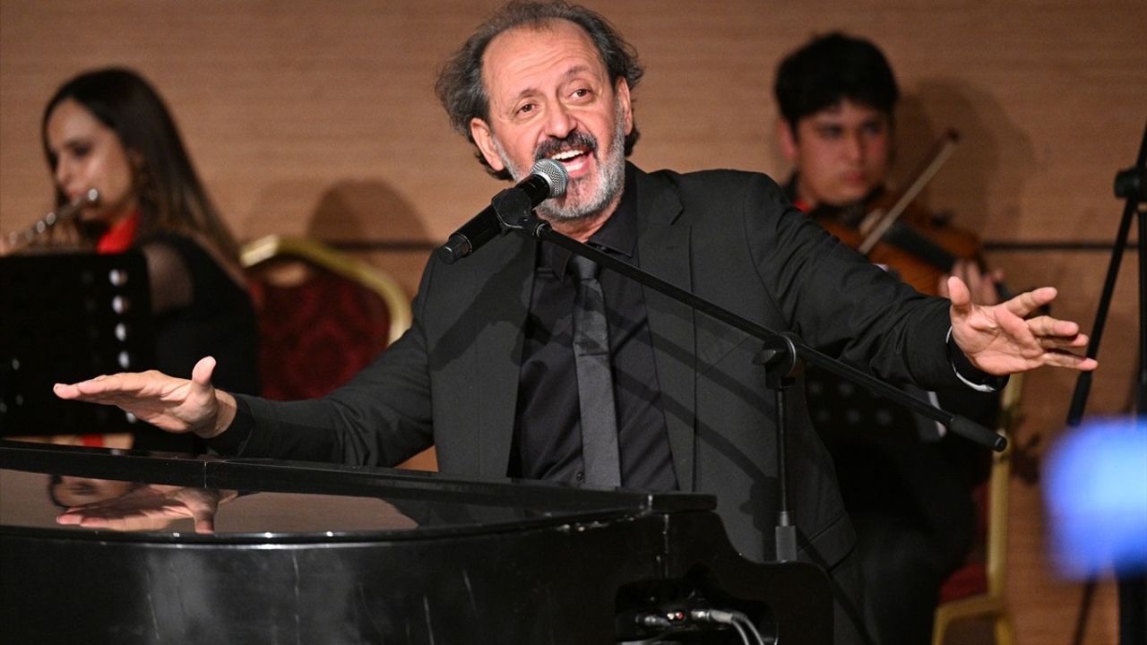 Milli Eğitim Bakanı Tekin, Nevşehir'de 'Kim Var' Sanat Etkinliğine Katıldı