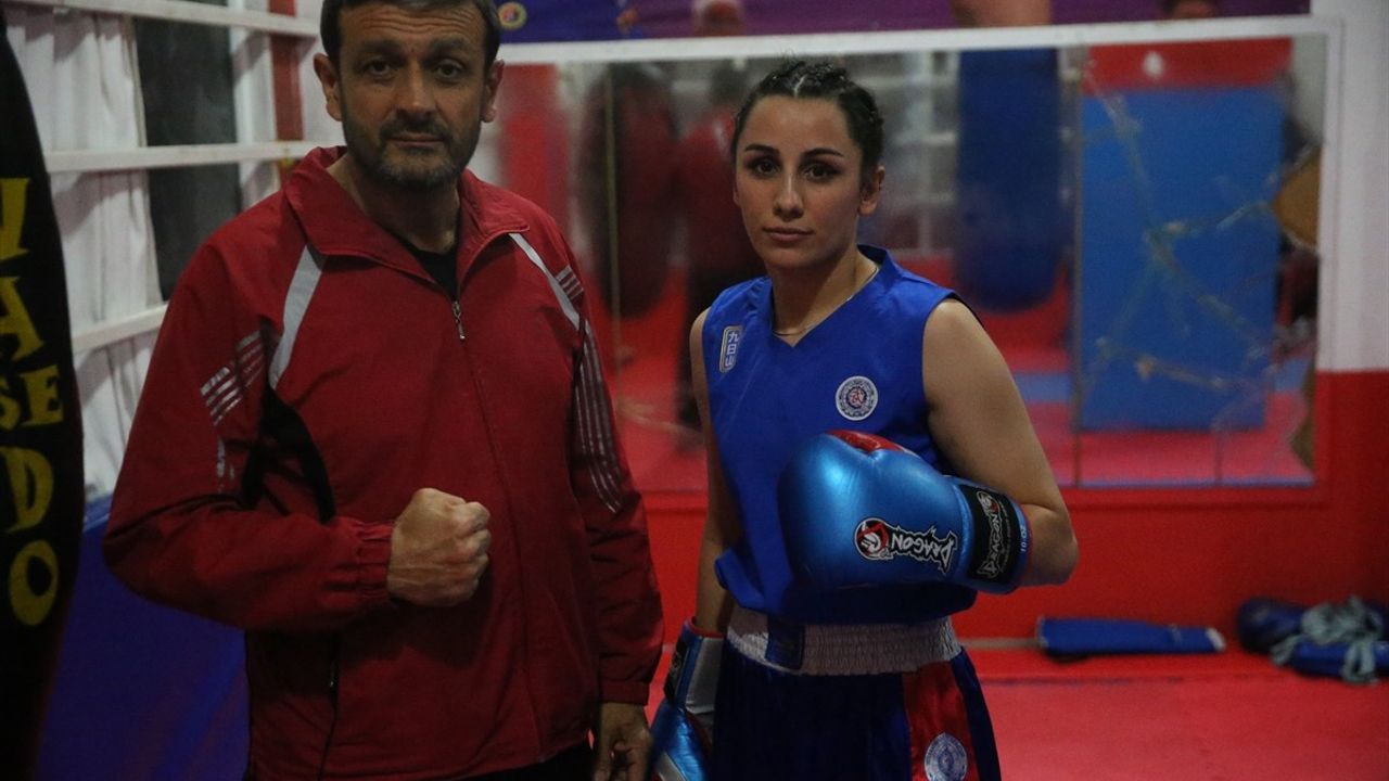 Milli Wushucu Berna Tut, İslami Dayanışma Oyunları'nda Altın Madalya Hedefliyor