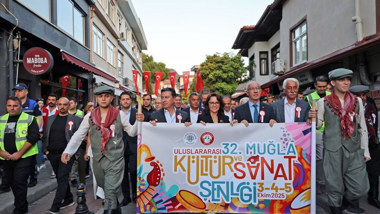 Muğla'da 32. Kültür ve Sanat Şenliği Coşkusu