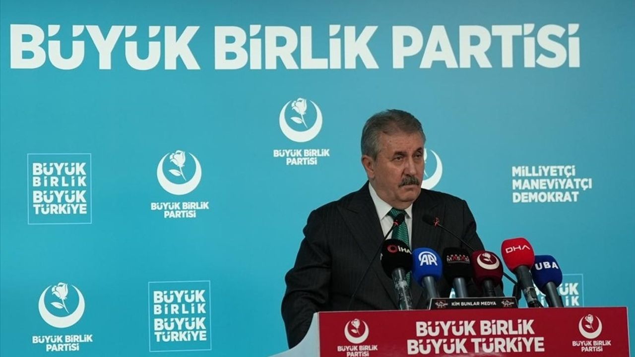 Mustafa Destici'den Kritik Değerlendirmeler