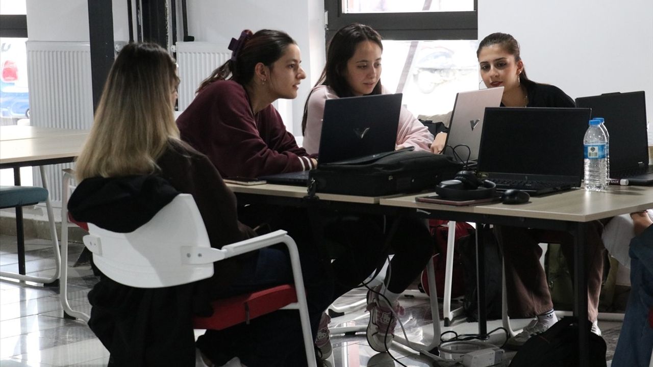 NASA Space Apps Challenge Samsun Üniversitesi'nde Gerçekleşti