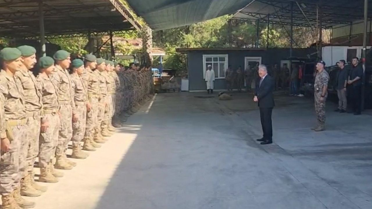 Osmaniye'den Suriye'ye Görevli Özel Harekat Polisleri Uğurlandı