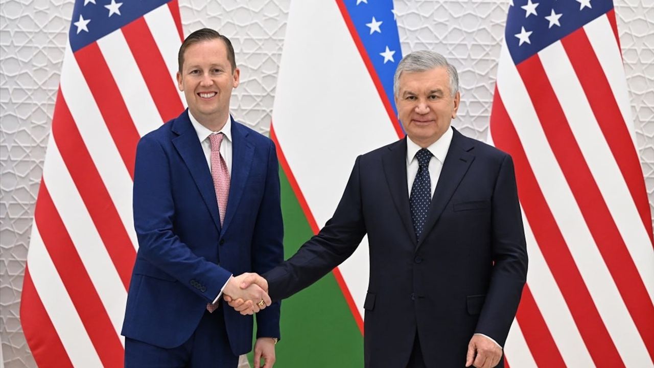 Özbekistan ve ABD Arasında C5+1 Zirvesi Görüşmeleri