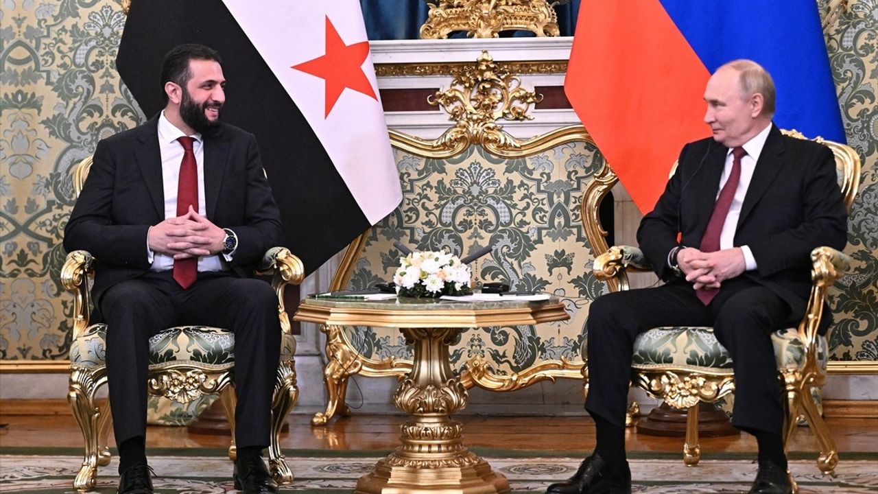 Putin ve Şara Moskova'da Bir Araya Geldi