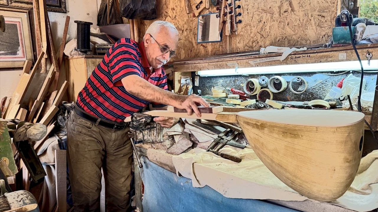 Ramazan Karataş: Bağlama Ustalığı ve Geleneksel Müzik Sevgisi
