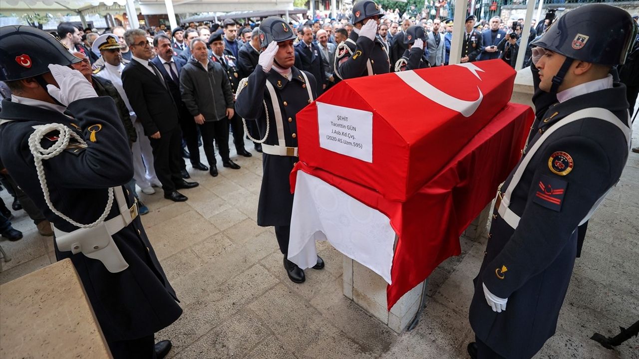Sakarya'da Şehit Olan Jandarma Personeli Gün, Bursa'da Uğurlandı