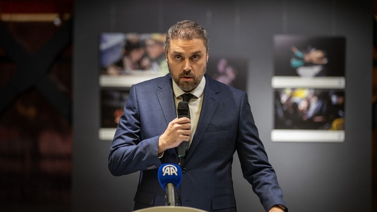 Sakarya'da Tanık Kitabı Sergisi Açıldı