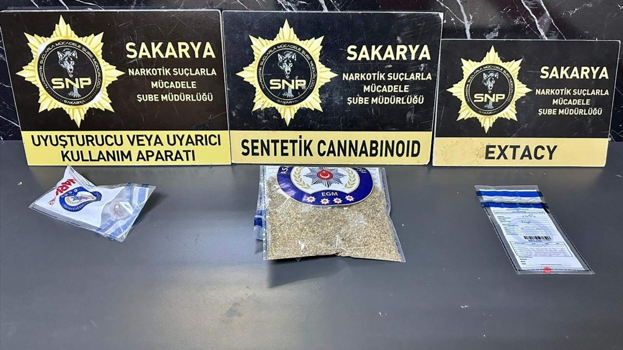 Sakarya'da Uyuşturucu Operasyonları: 10 Şüpheli Yakalandı