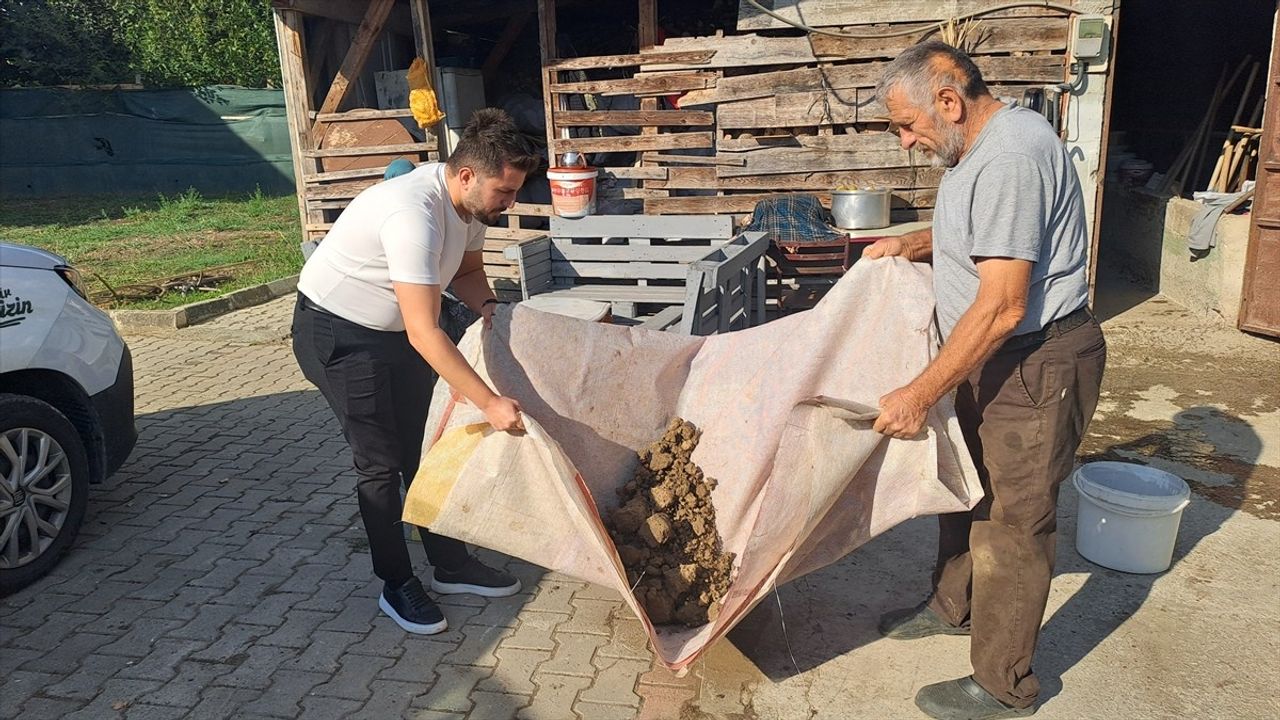 Sakarya'da Yerinde Toprak Analizi Hizmeti Çiftçilerle Buluştu