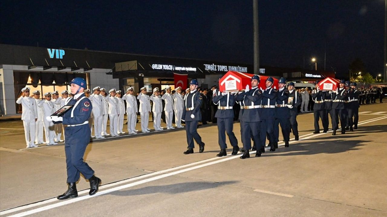 Sakarya'daki Trafik Kazasında Şehit Olan Jandarma Personeli Uğurlandı