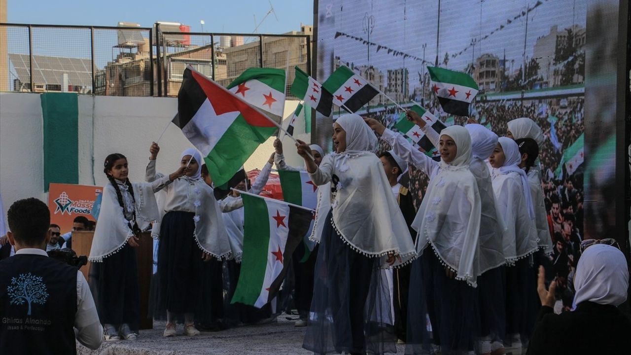 Şam'daki Yenilenen Kız Okulu Hizmete Açıldı