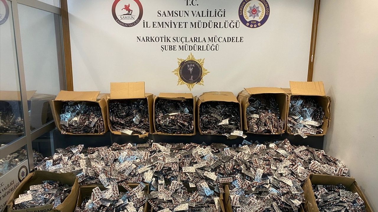 Samsun'da Uyuşturucu Operasyonu: 215 Bin Hap Ele Geçirildi