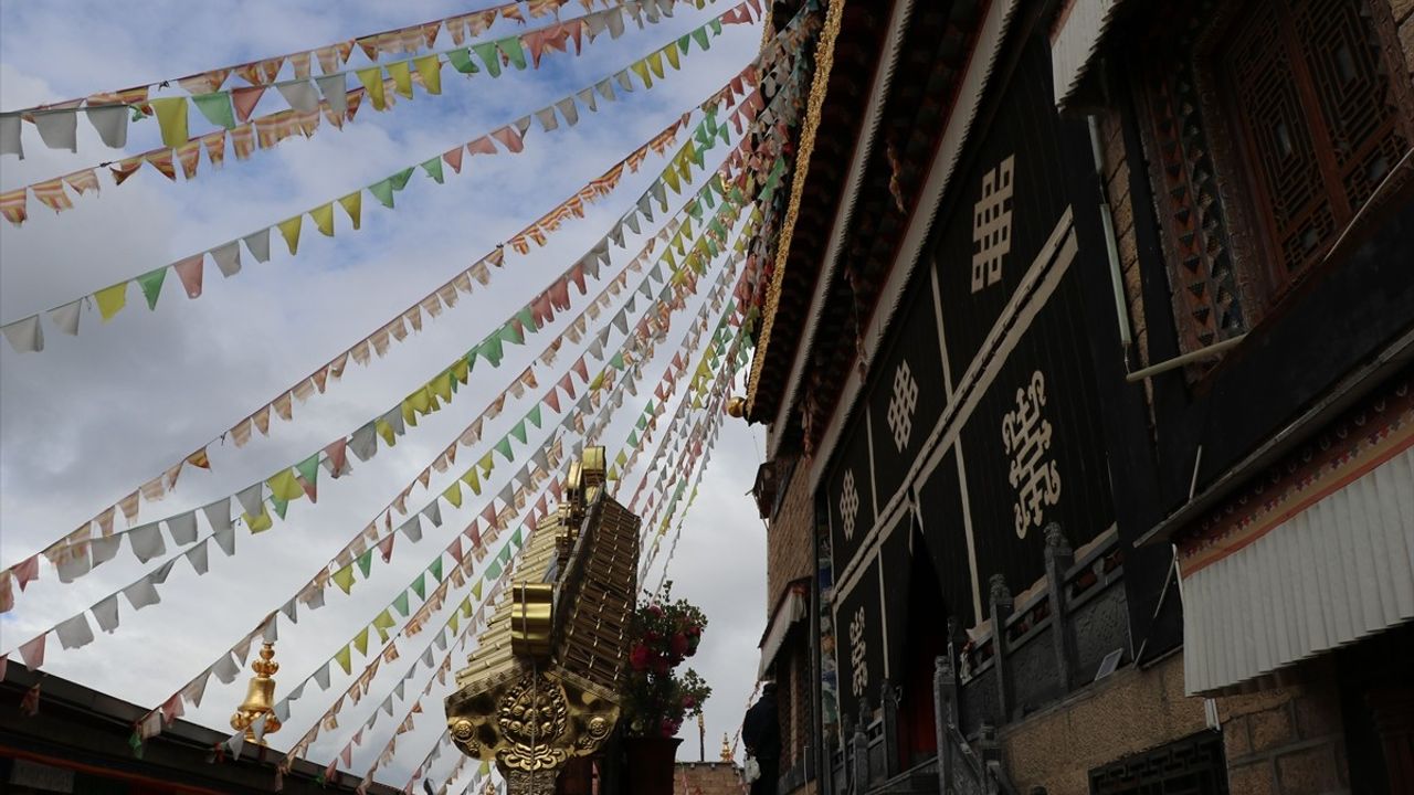 Şangri-La: Tibet Platosu'ndaki Doğal Cennet