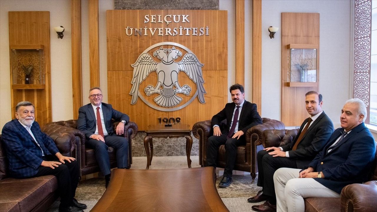 Selçuk Üniversitesi ve TÜYEK'ten Yazma Eserler İçin Protokol Anlaşması