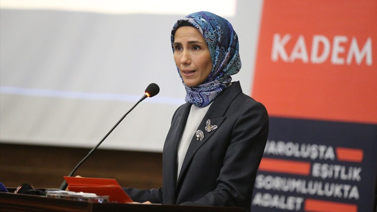 Siirt'te Kadınların Rolü ve Gazze Paneli İle Toplumsal Huzur Değerlendirildi