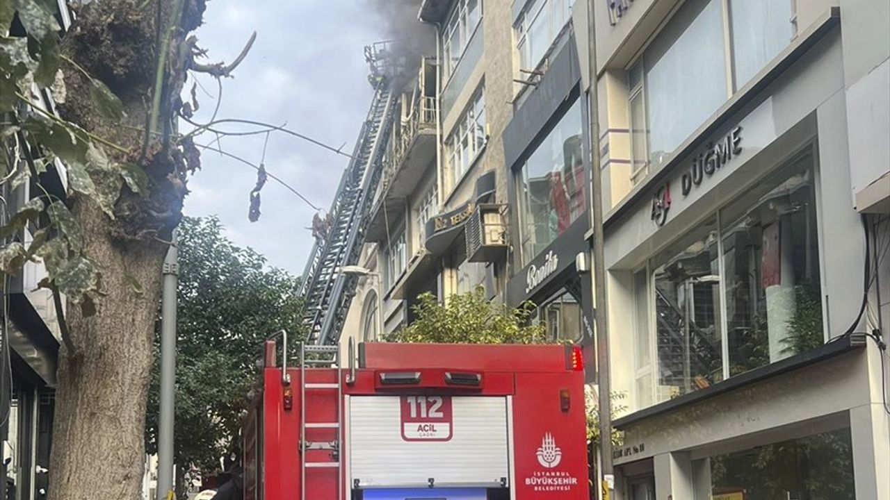 Şişli'de 4 Katlı Binada Yangın: 1 Ölü