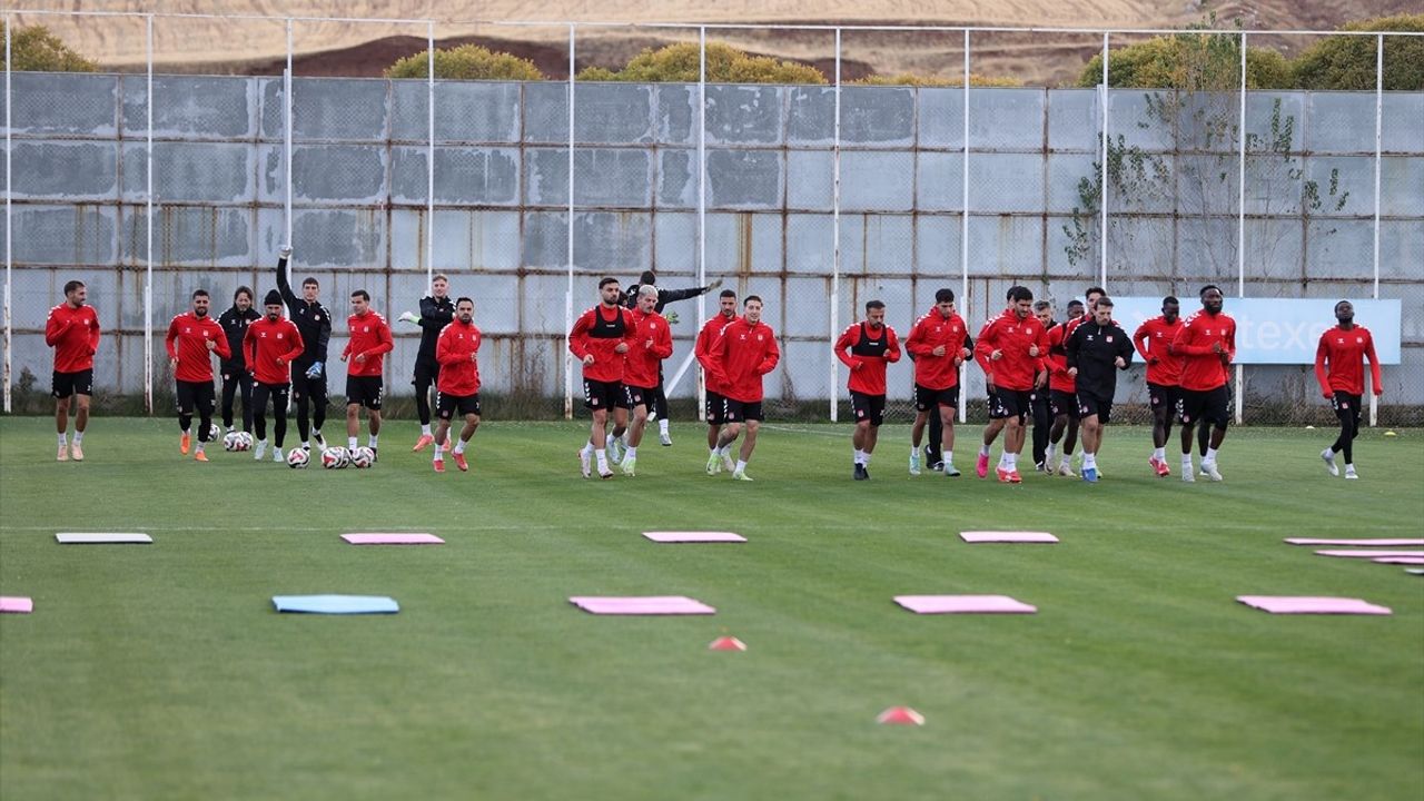 Sivasspor Teknik Direktörü Mehmet Altıparmak Hedeflerini Açıkladı