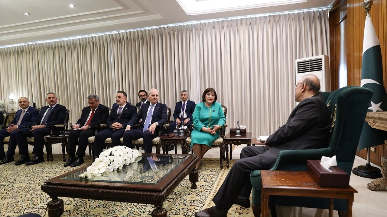 TBMM Başkanı Numan Kurtulmuş, Pakistan Cumhurbaşkanı Zerdari ile Görüştü