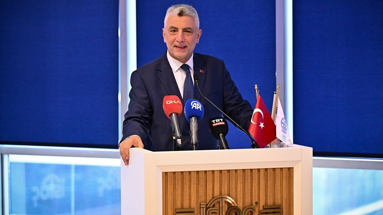 Ticaret Bakanı Bolat İSTOÇ Esnafıyla Buluştu
