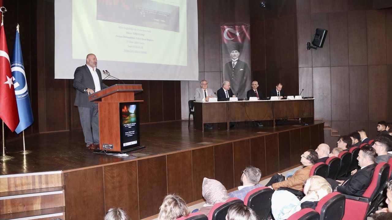 Trabzon'da İklim Değişikliği ve Orman Yönetimi Paneli Yapıldı
