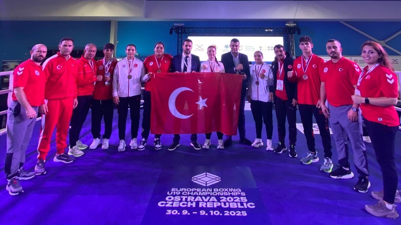 Türkiye, Çekya'da 19 Yaş Altı Avrupa Boks Şampiyonası'nda 6 Madalya Kazandı