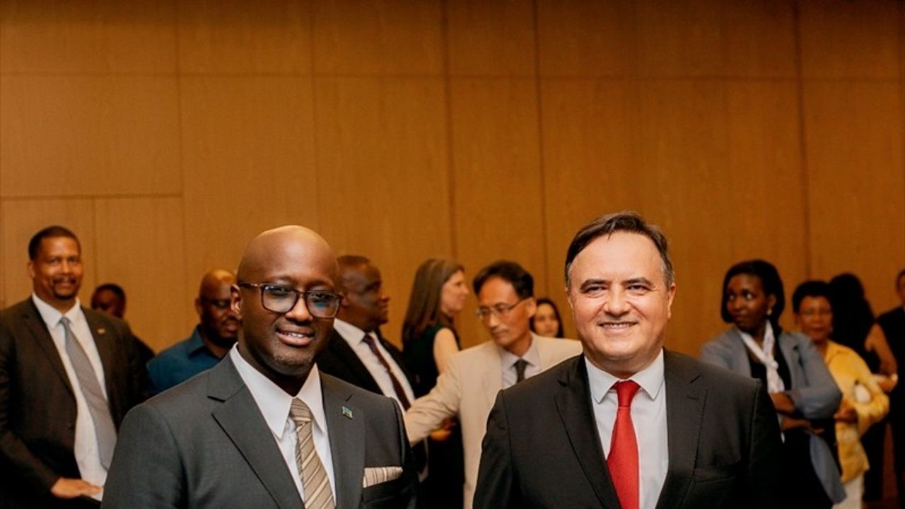 Türkiye'nin 102. Yılı Ruanda'da Coşkuyla Kutlandı