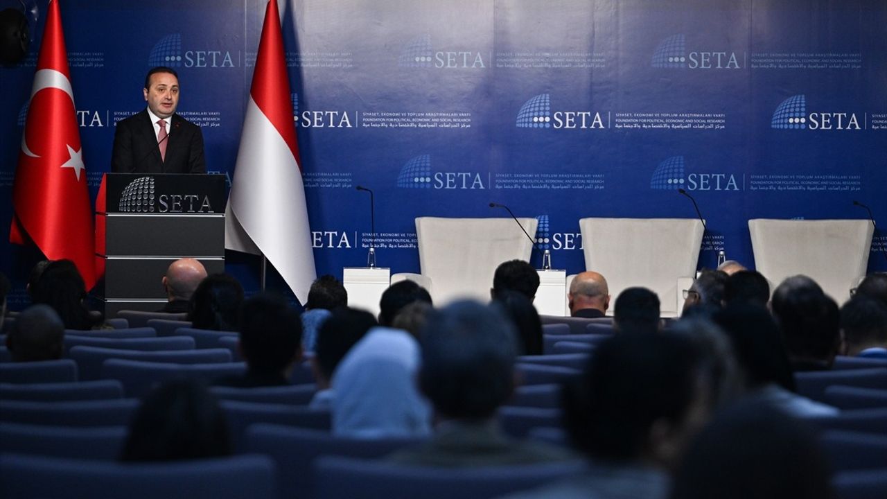 Türkiye ve Endonezya Ortaklık Forumunda Bölgesel Meseleler Masaya Yatırıldı
