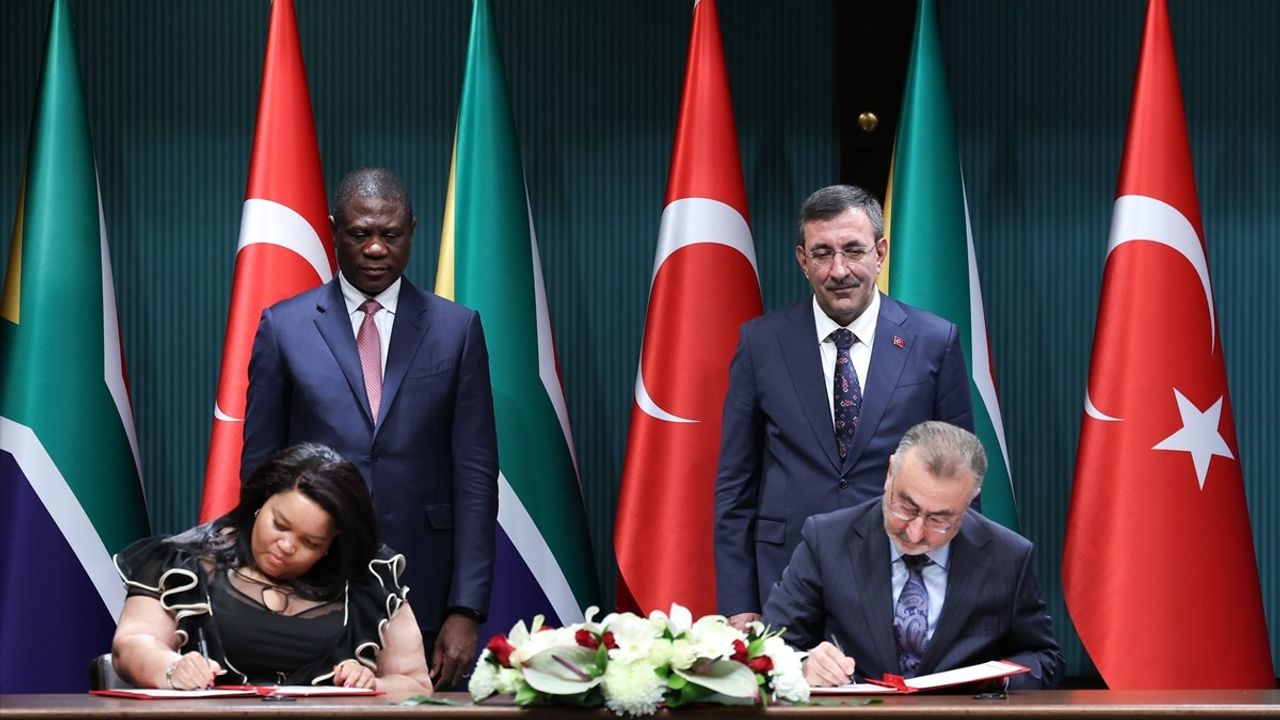Türkiye ve Güney Afrika Arasında İkili İşbirliği Gelişiyor