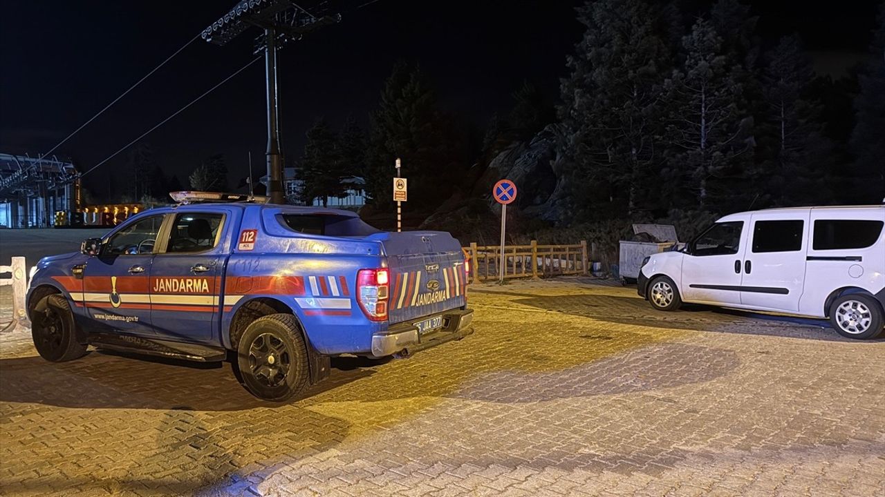 Uludağ'da Kaybolan İki Kişi İçin Arama Çalışmaları Devam Ediyor