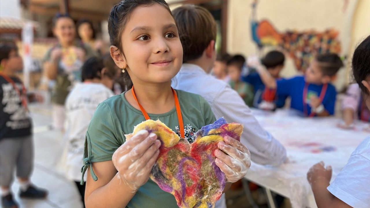 Uluslararası Kaleiçi Old Town Festivali'nde Çocuklar Keçe Sanatıyla Buluşuyor