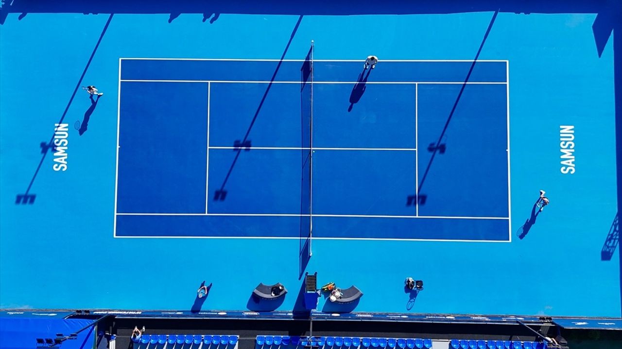 Uluslararası Samsun Açık WTA 125 Tenis Turnuvası'nın Çeyrek Finali Tamamlandı