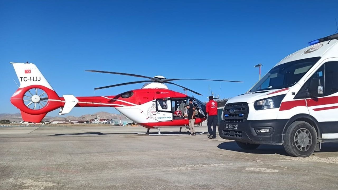 Van'da Tedavi Altındaki Bebek İstanbul'a Uçakla Sevk Edildi