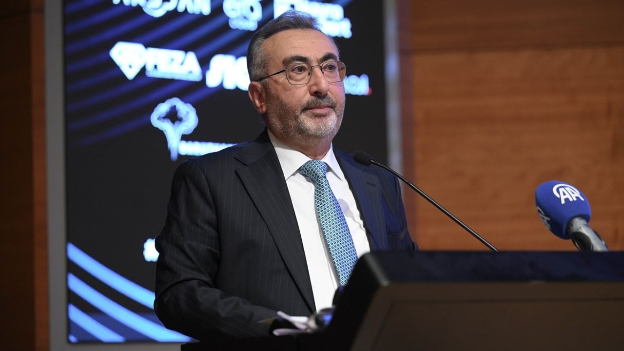 Yapay Zeka Zirvesi 2025: Geleceğe Yön Veren Teknolojiler
