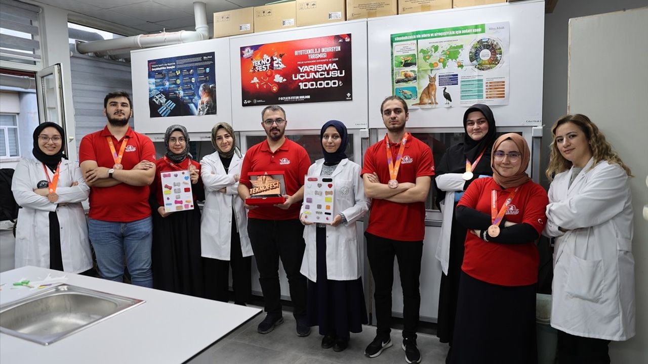 Yarayı Hızla İyileştiren Antimikrobiyal Bant 'ARGENTEX' TEKNOFEST'te Ödül Kazandı