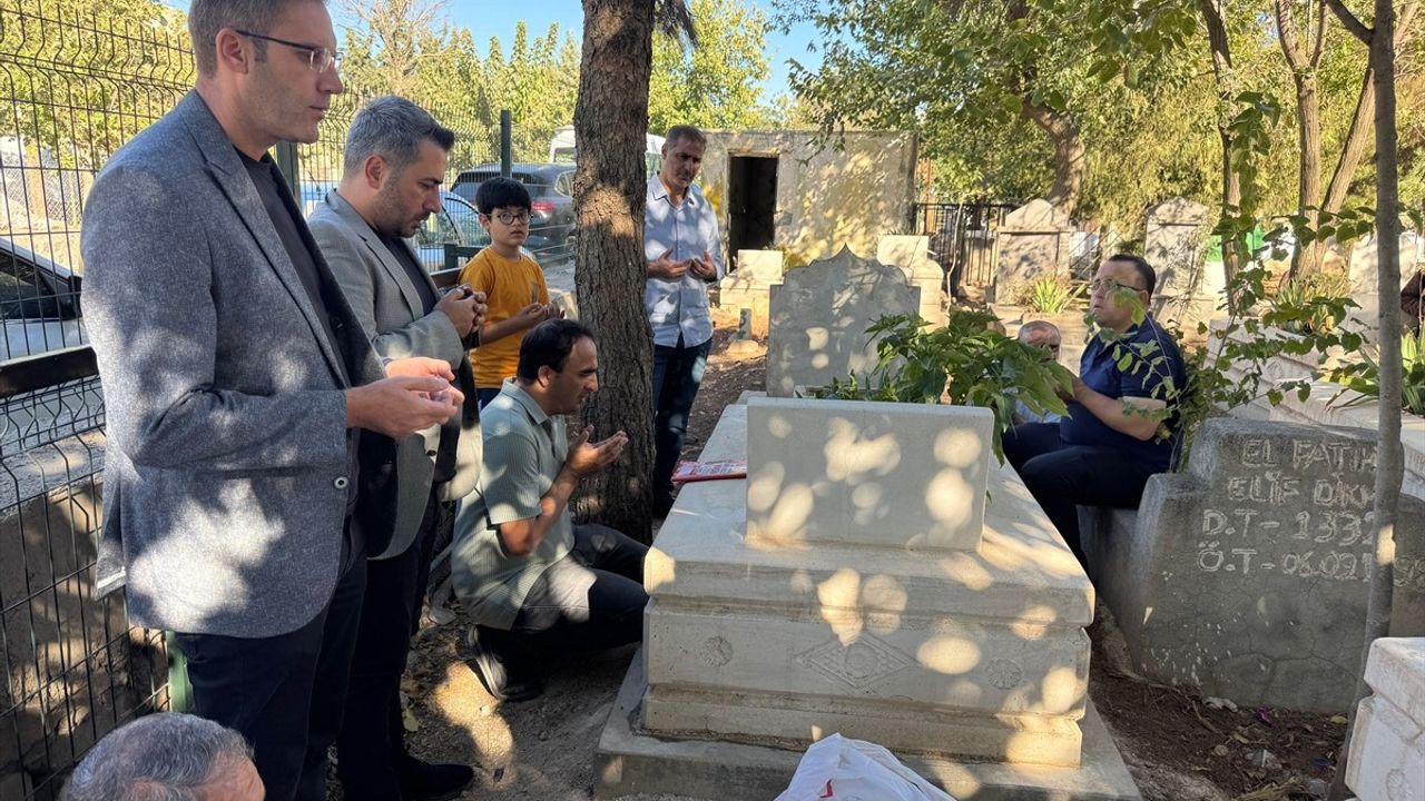 Yasin Dikme'nin İkinci Yılı Anısına Mezarı Başında Tören Düzenlendi