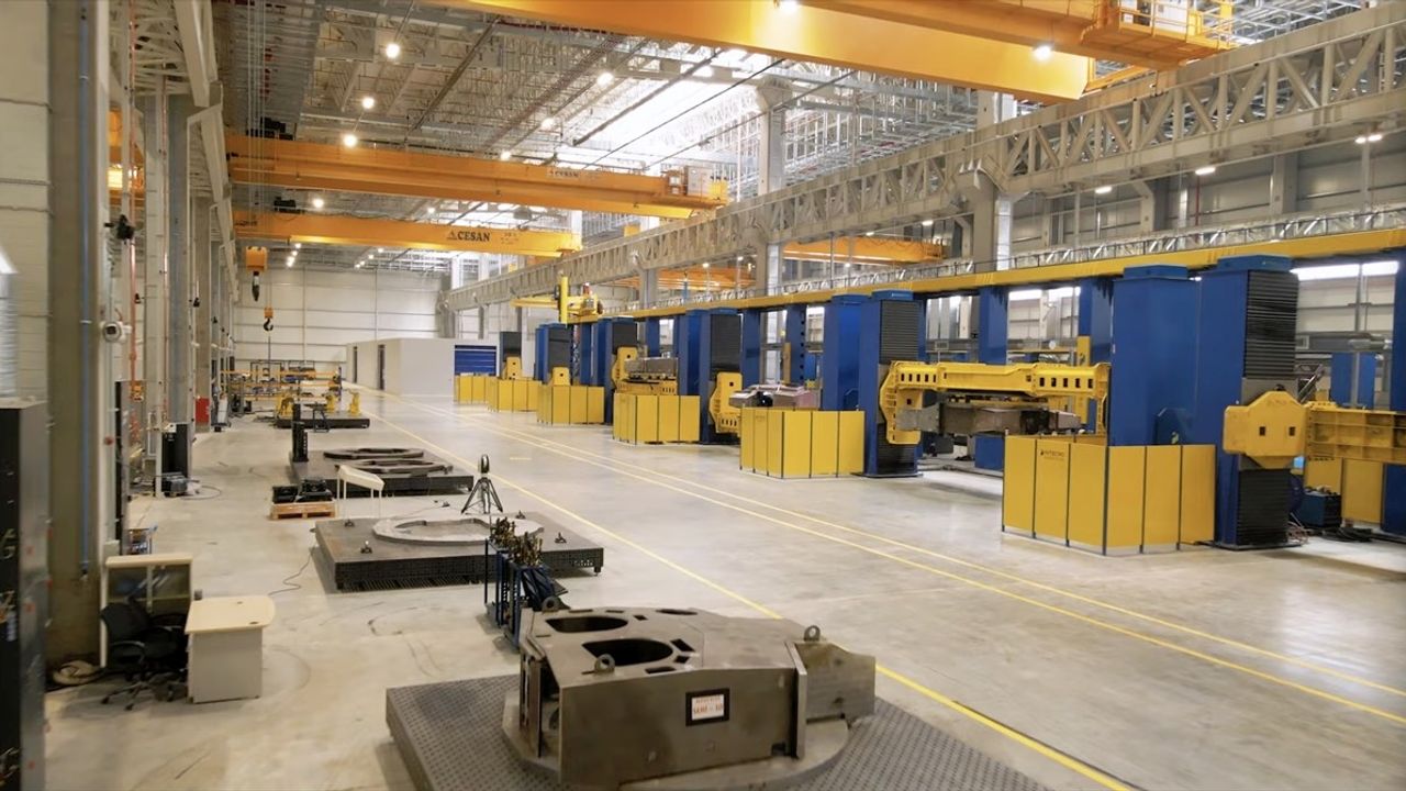 Yerel Üretim Robotlar ALTAY Tankı'nın İmalatında Görev Alıyor