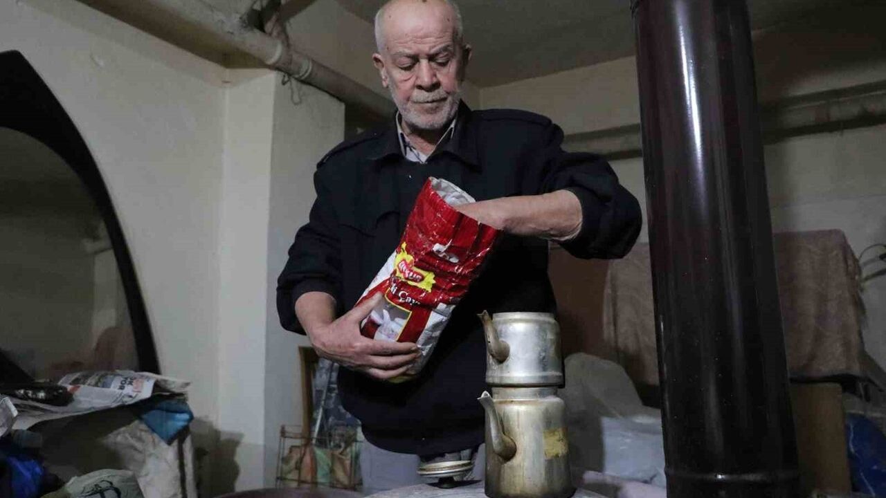 75 Yaşındaki Hasan Gürbüz'ün Zorlu Yaşam Mücadelesi