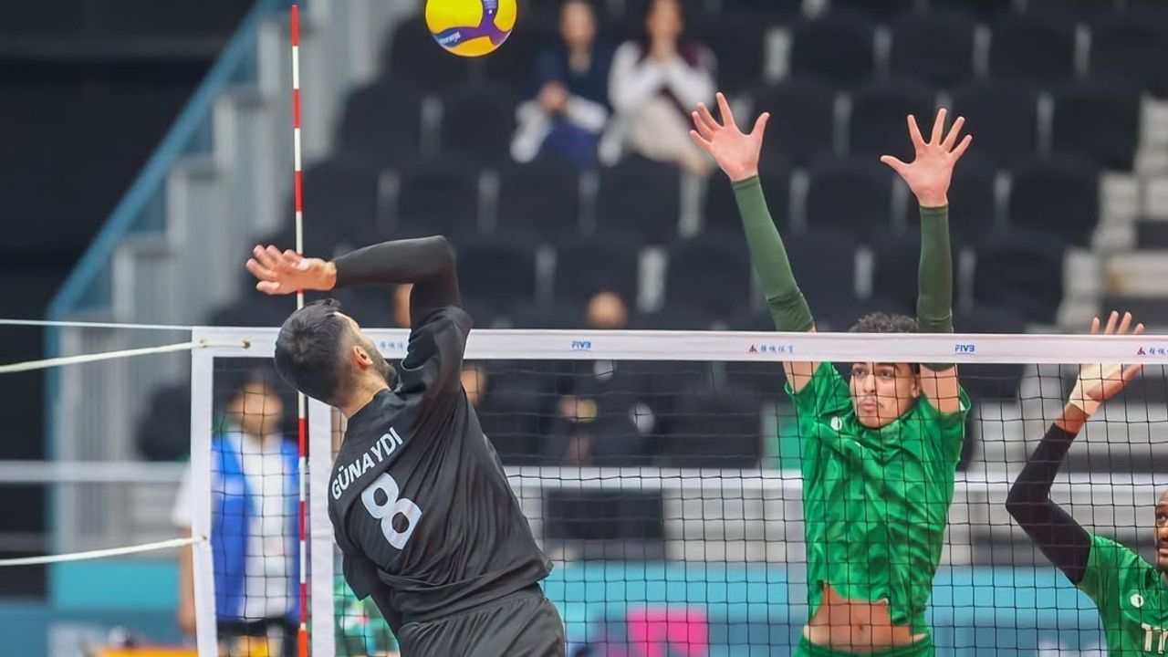 A Milli Erkek Voleybol Takımı Finale Yükseldi