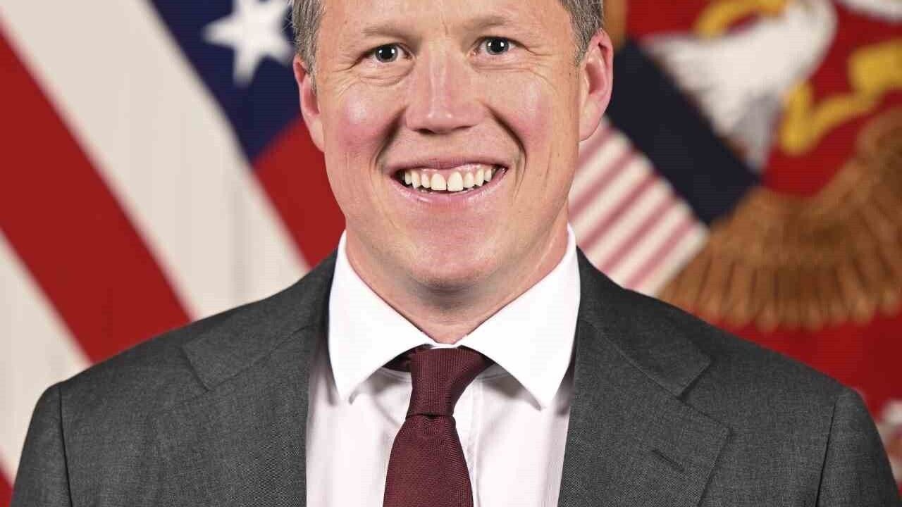 ABD'li Bakan Driscoll, Abu Dabi'de Rus Yetkililerle Barış Planını Görüştü