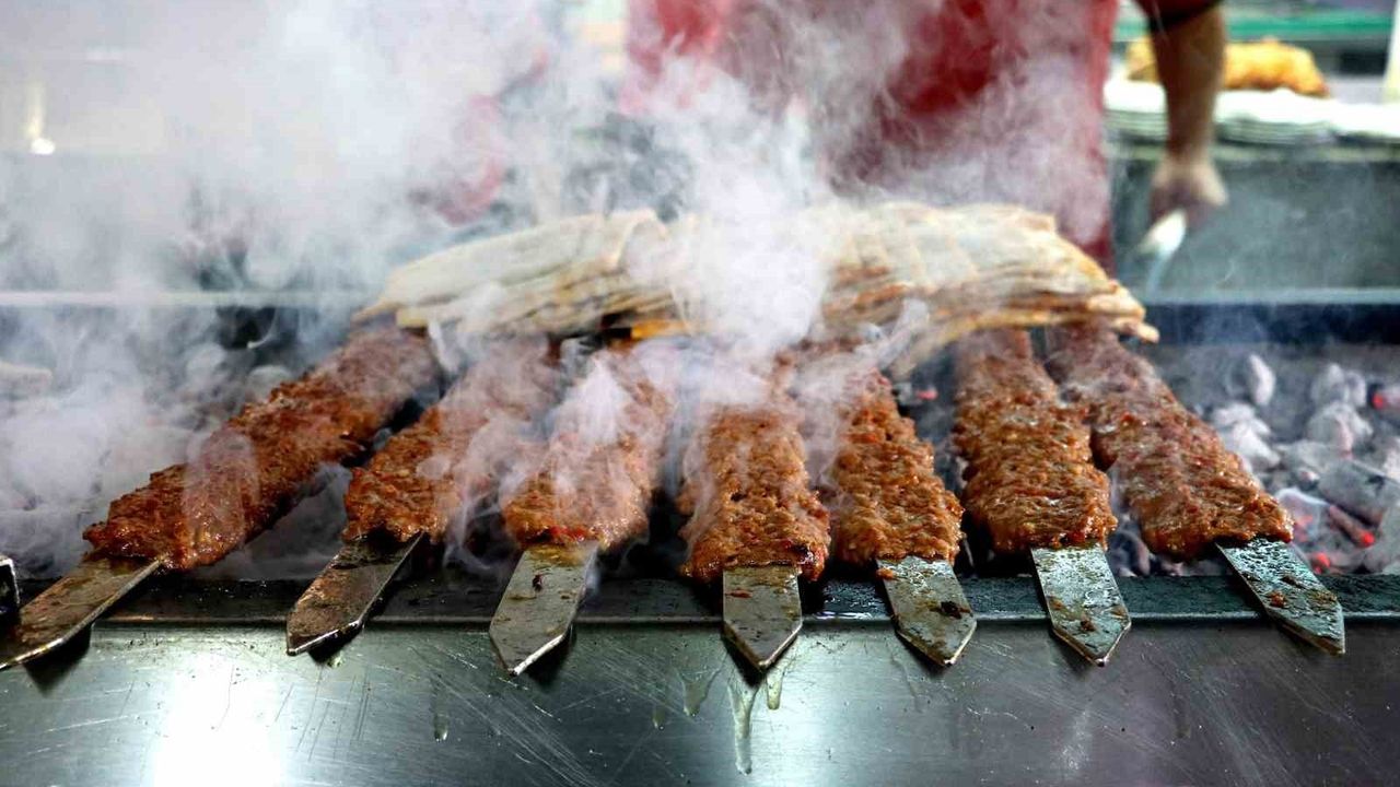 Adana Kebap Neden 3. Sırada? Tepkiler Dinmiyor