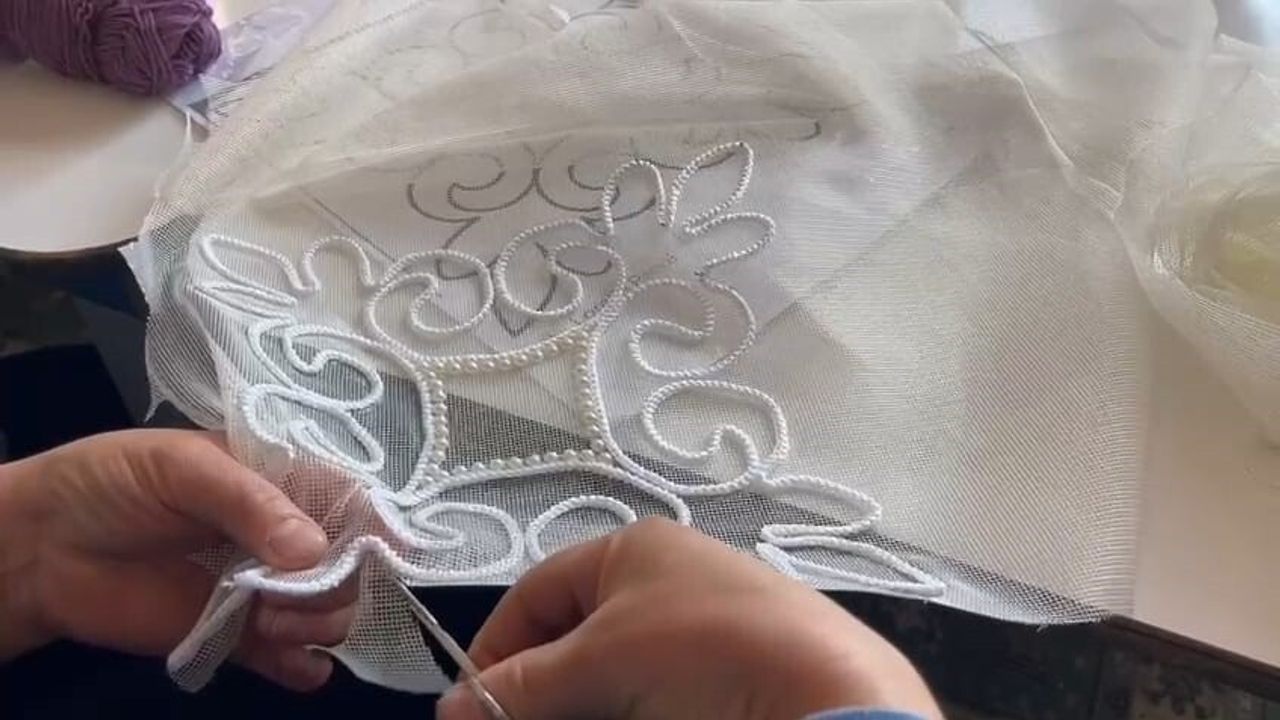 Adilcevaz'daki Eski Okul, Köy Yaşam Merkezi Haline Geldi